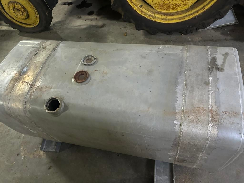Aluminium Diesel Tank scania Vrachtwagen met Beugels, Auto-onderdelen, Vrachtwagen-onderdelen, Ophalen, Scania