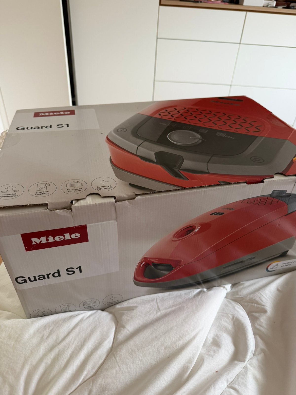 Miele Guard S1 Flex Stofzuiger met Zak – Nordic Blauw – 890W, Doe-het-zelf en Bouw, Gereedschap | Schuurmachines, Ophalen, Zo goed als nieuw
