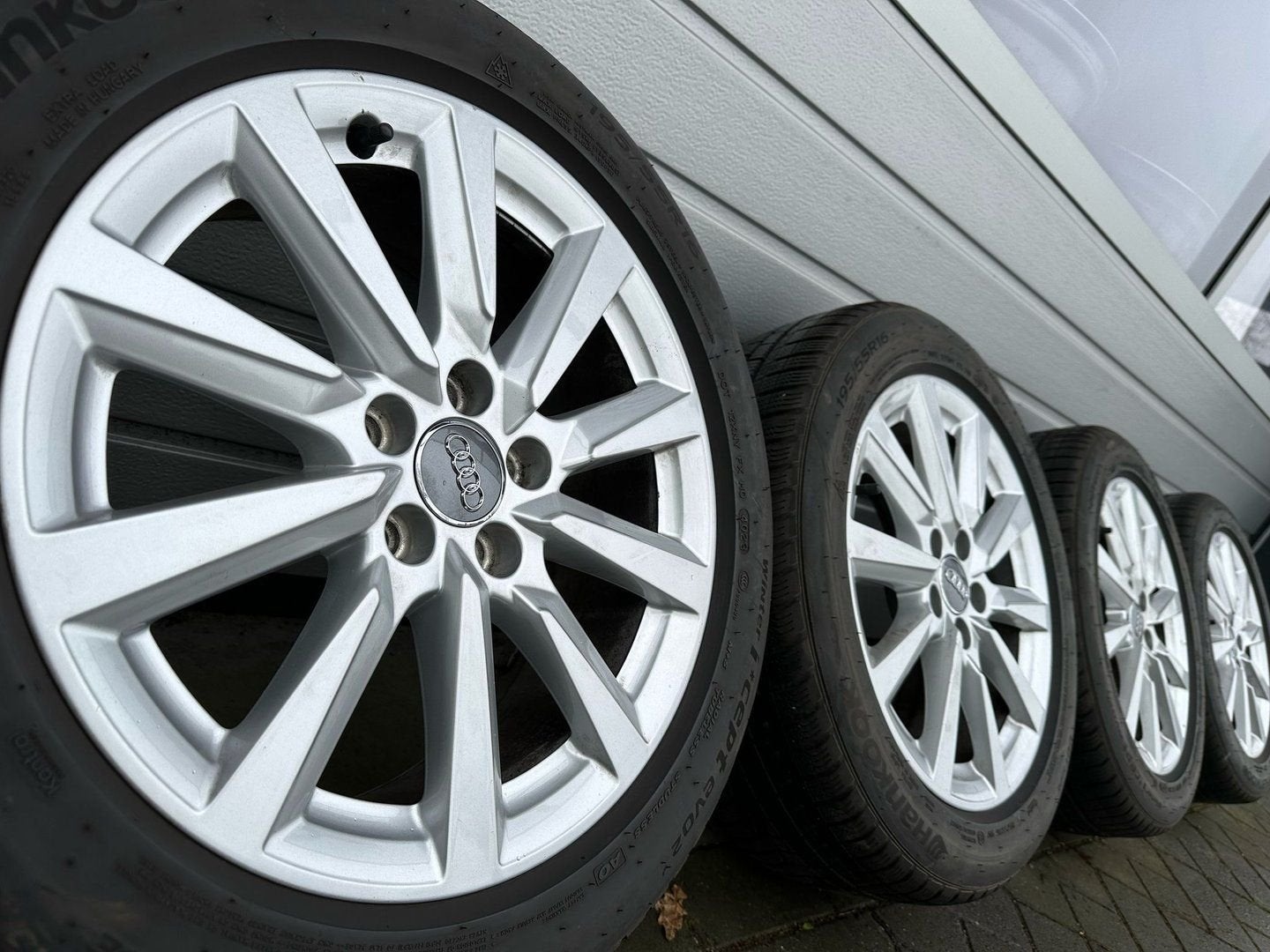 16 inch Audi A1 S1 GB 25 30 35 40 TFSI velgen winterbanden, Auto-onderdelen, Banden en Velgen, Gebruikt, -, Banden en Velgen, 195 mm