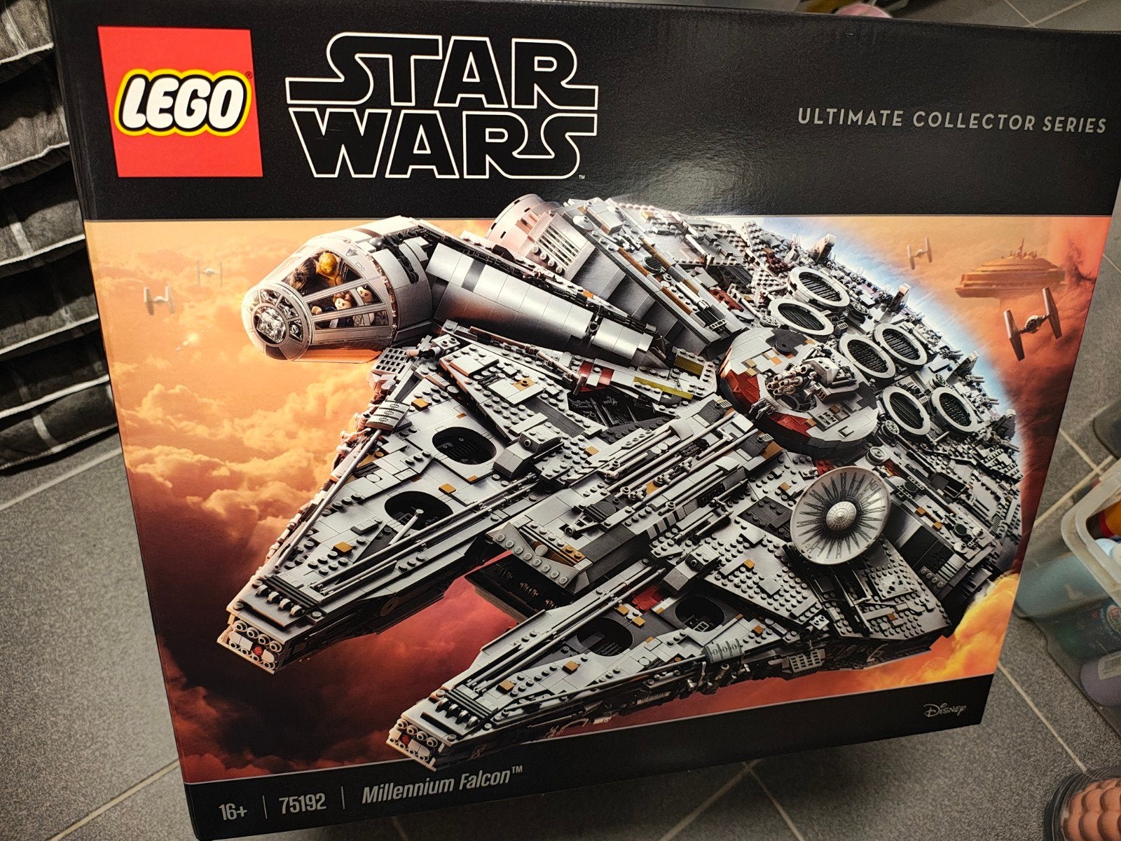 STAR WARS Millenium Falcon 75192, Star Wars, Lego, Nieuw, Ophalen of Verzenden