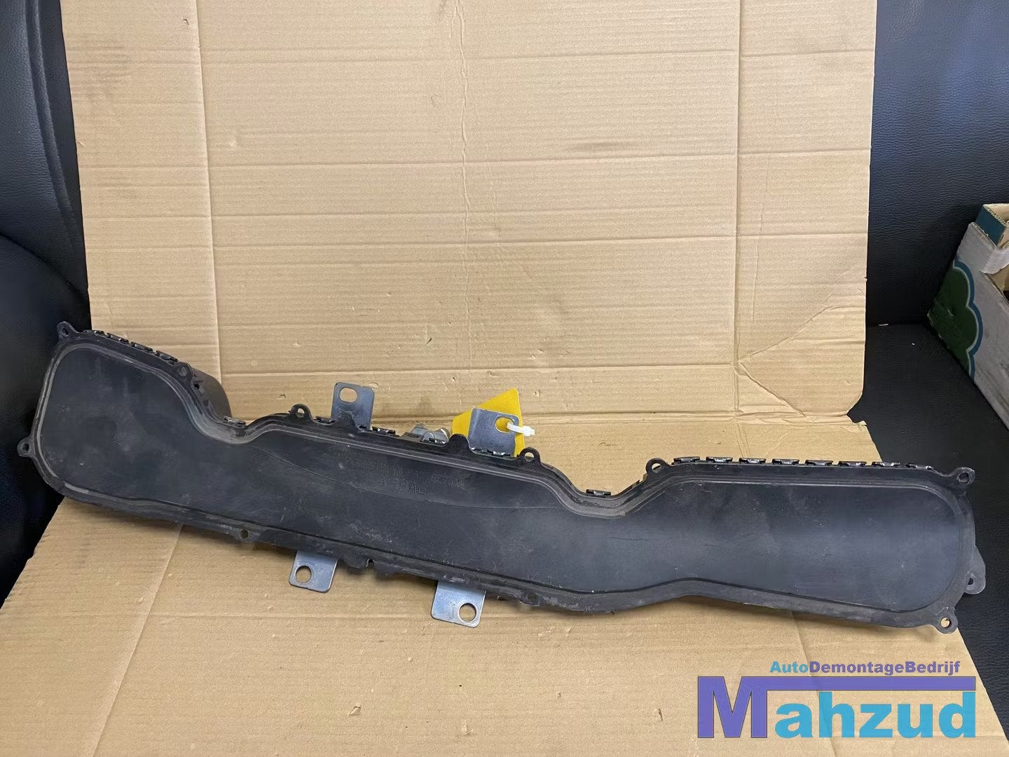 VOLVO V40 Voetgangers motorkap airbag 2012-2019, Auto-onderdelen, Gebruikt, Gunnar Engellaus vag 8
405 31  Gothenburg, SE, Info@volvocars.com
