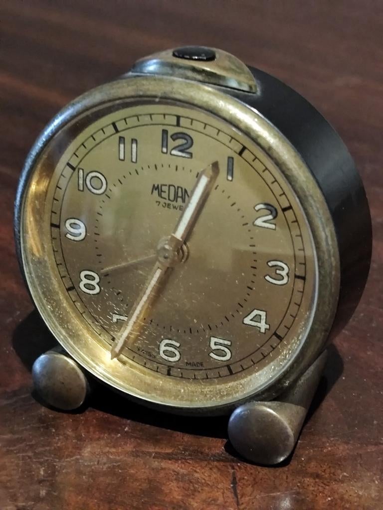 Réveil Vintage Medana 7 Jewels Swiss Made - Marche Parfait, Electroménager, Réveils