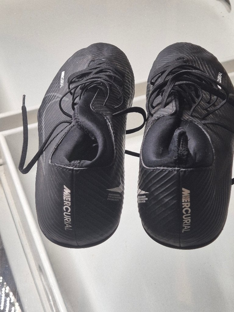 Chaussure foot, Enlèvement, Utilisé