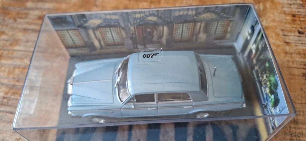 JAMES BOND 007 ROLLS ROYCE Shadow II 1/43 IXO UH Neuve+Boite, Enlèvement ou Envoi, Neuf, Voiture, Universal Hobbies