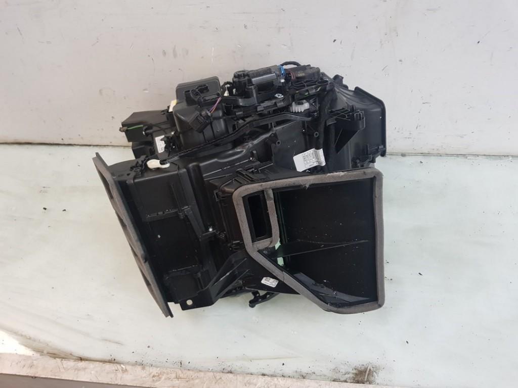 KACHELHUIS Audi Q4 Sportback (4FN) (01-2021/-), Auto-onderdelen, Airco en Verwarming, Audi, Gebruikt