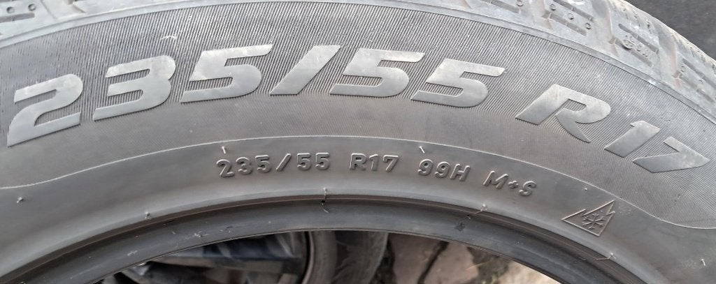 banden 4 stuk 17 inch M+S, Auto-onderdelen, Banden en Velgen, Ophalen, Gebruikt, 17 inch, All Season