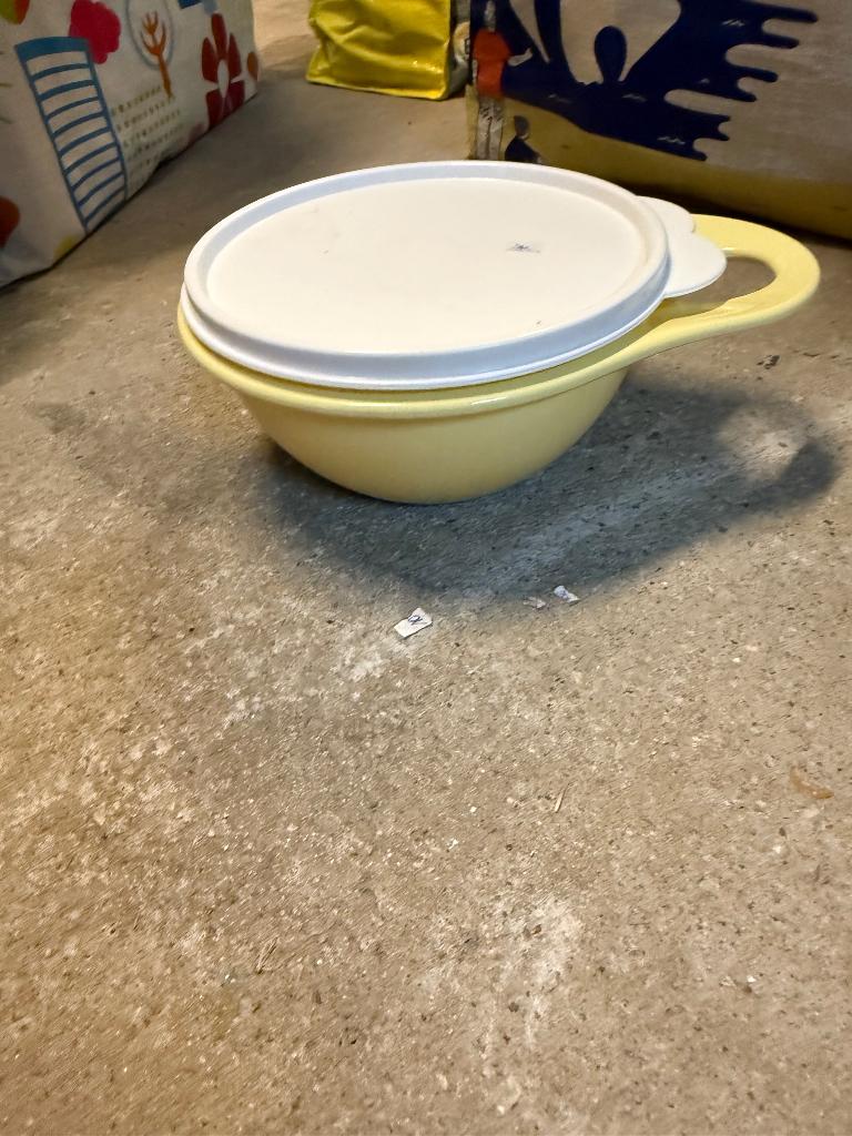 Tupperware jaune 600ml, Enlèvement ou Envoi, Neuf, Jaune