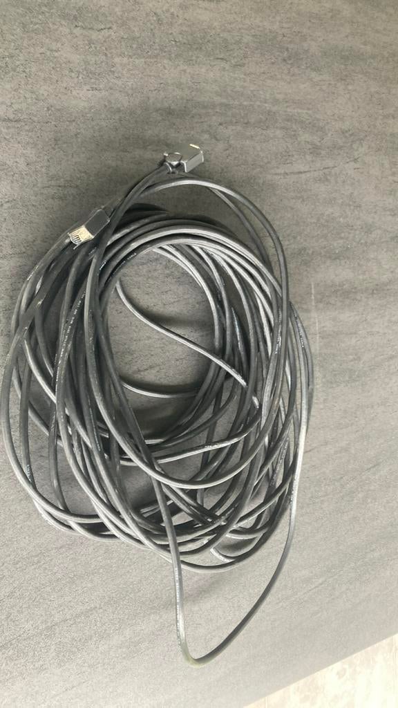 VGA kabel 20 meter, Computers en Software, Pc- en Netwerkkabels, Ophalen, Zo goed als nieuw