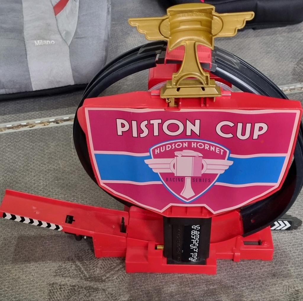 Cars piston cup, Ophalen