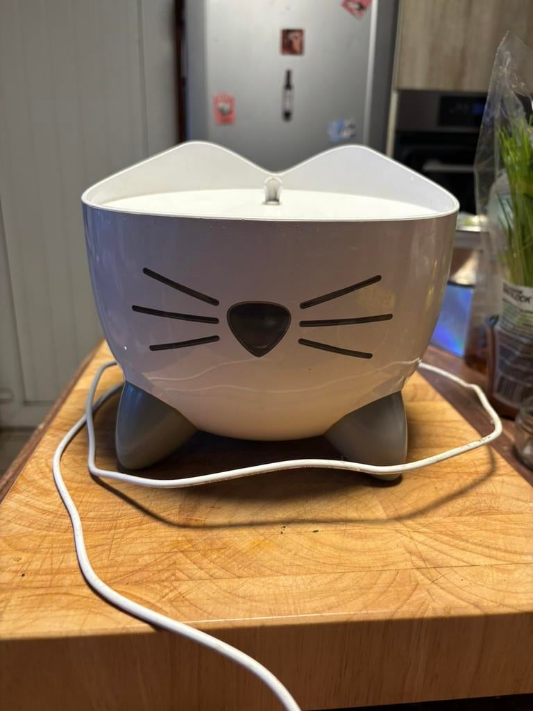 Drinkfontein Cat-It 3 liter, Ophalen, Zo goed als nieuw