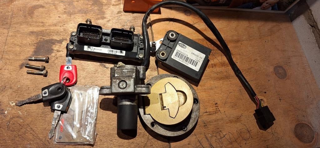 Sloten set ECU Ducati ST4S, Motoren, Ophalen of Verzenden