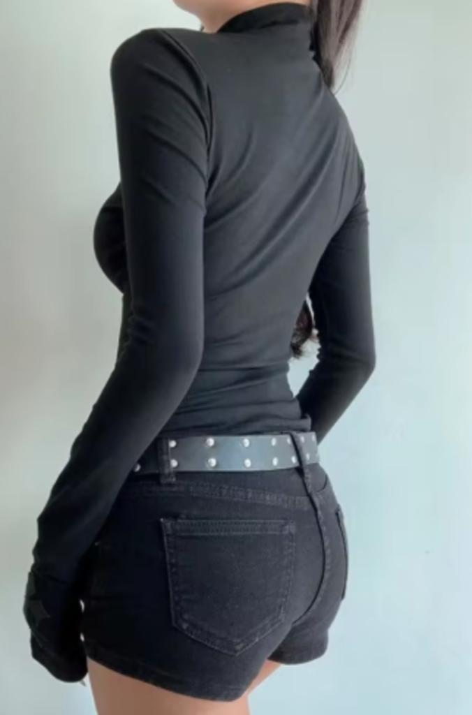 Prachtige zwarte Gothic top / shirt met kruis, Ophalen of Verzenden, Nieuw, Maat 36 (S), Lange mouw