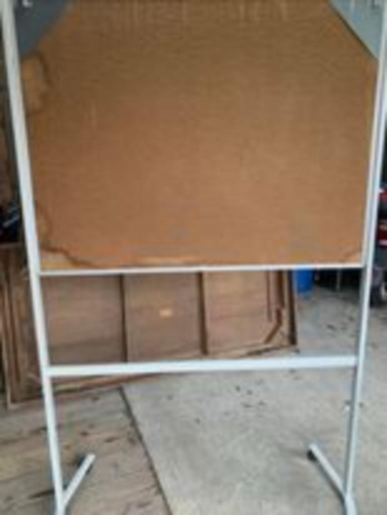 tableau veleda (  support avec roulettes), Enlèvement