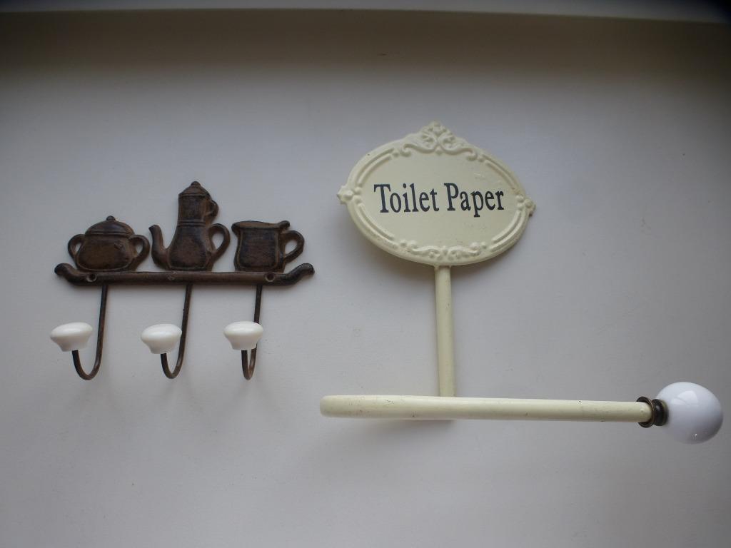 LANDELIJKE TOILETPAPIER HOUDER EN  KEUKENHANDDOEKEN HANGER, Ophalen of Verzenden, Zo goed als nieuw