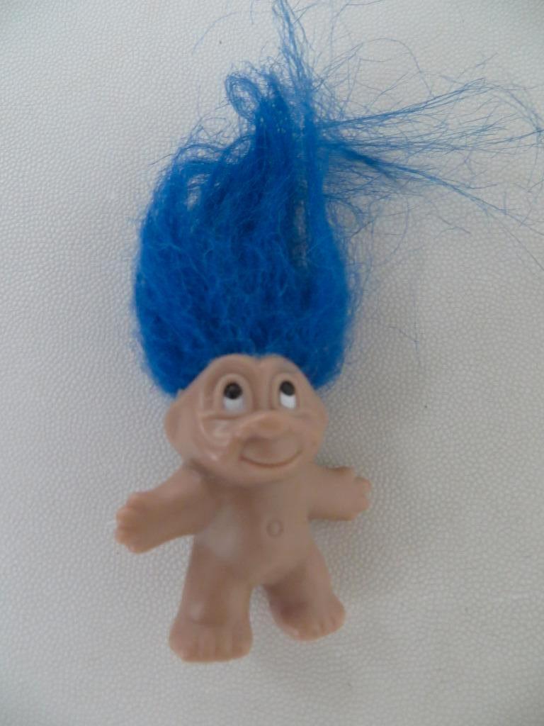 klein popje troll hoogte zonder haar 3,5 cm vintage, Verzamelen, Ophalen of Verzenden, Gebruikt