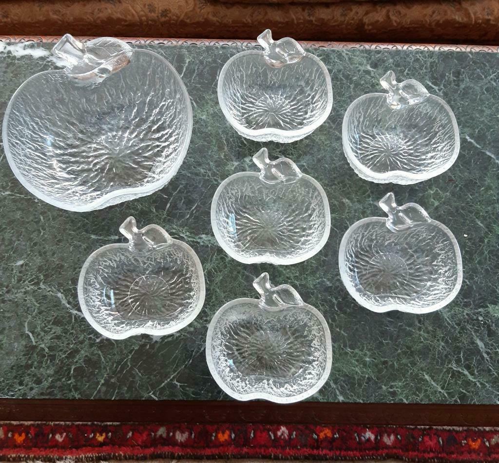 Saladier et 6ramequins forme de pomme, Enlèvement ou Envoi
