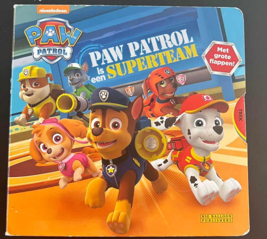 Kartonnen boek Paw Patrol is een superteam, Ophalen, Gelezen