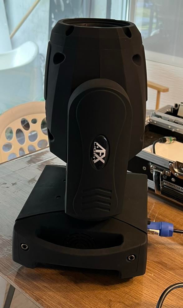 AFX Beam 1R MKIII 2pcs avec Flightcase, Musique & Instruments, Lumières & Lasers, Comme neuf, Lumières, Couleur, Enlèvement