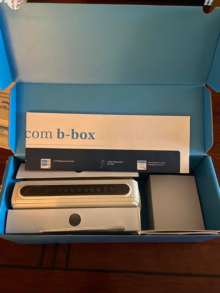 Modem Belgacom B-box 2, Ophalen of Verzenden, Zo goed als nieuw