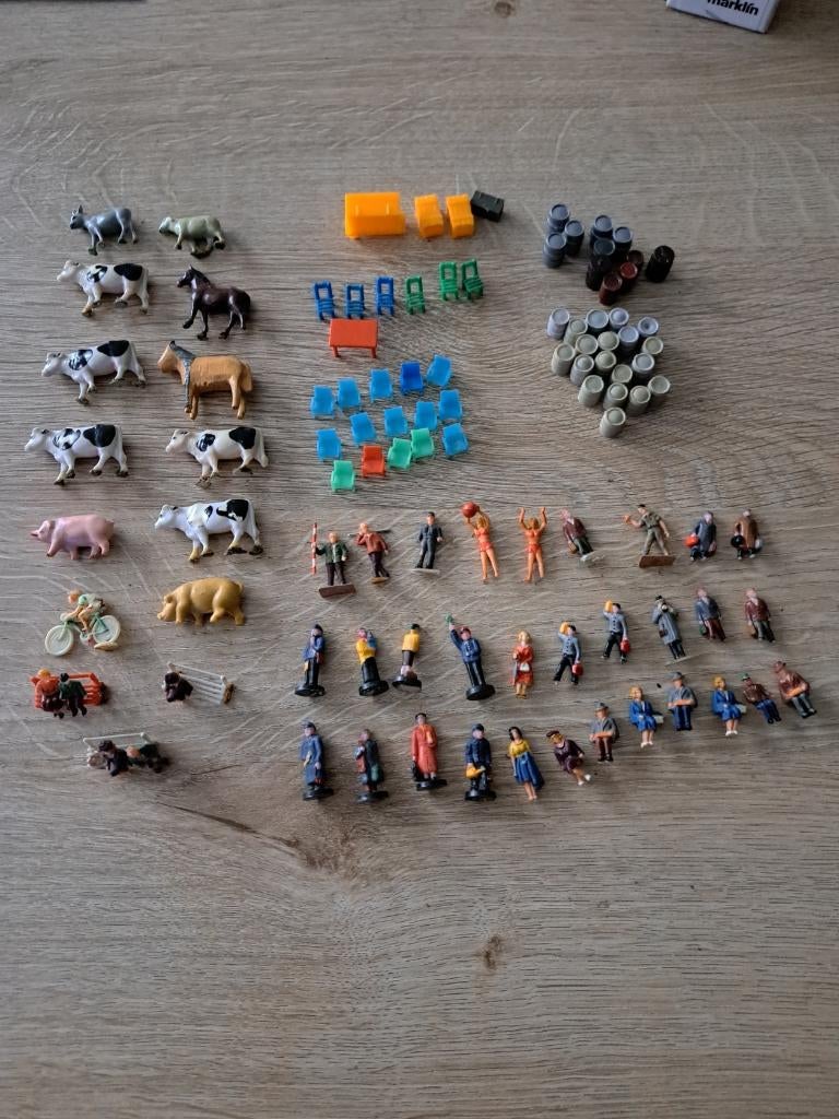 Ho figuren,dieren+div., Ophalen of Verzenden, Gebruikt, Overige typen