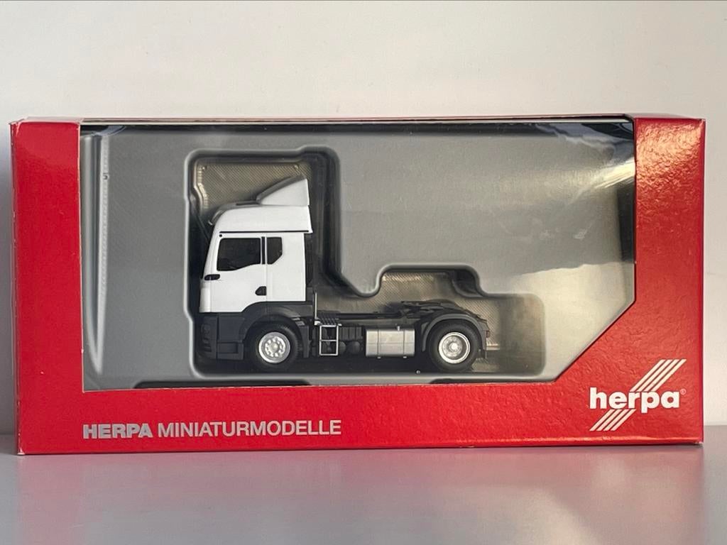 Herpa MAN TGS trekker wit 1/87, Hobby en Vrije tijd, Modelauto's | 1:87, Zo goed als nieuw, Bus of Vrachtwagen, Herpa, Ophalen of Verzenden