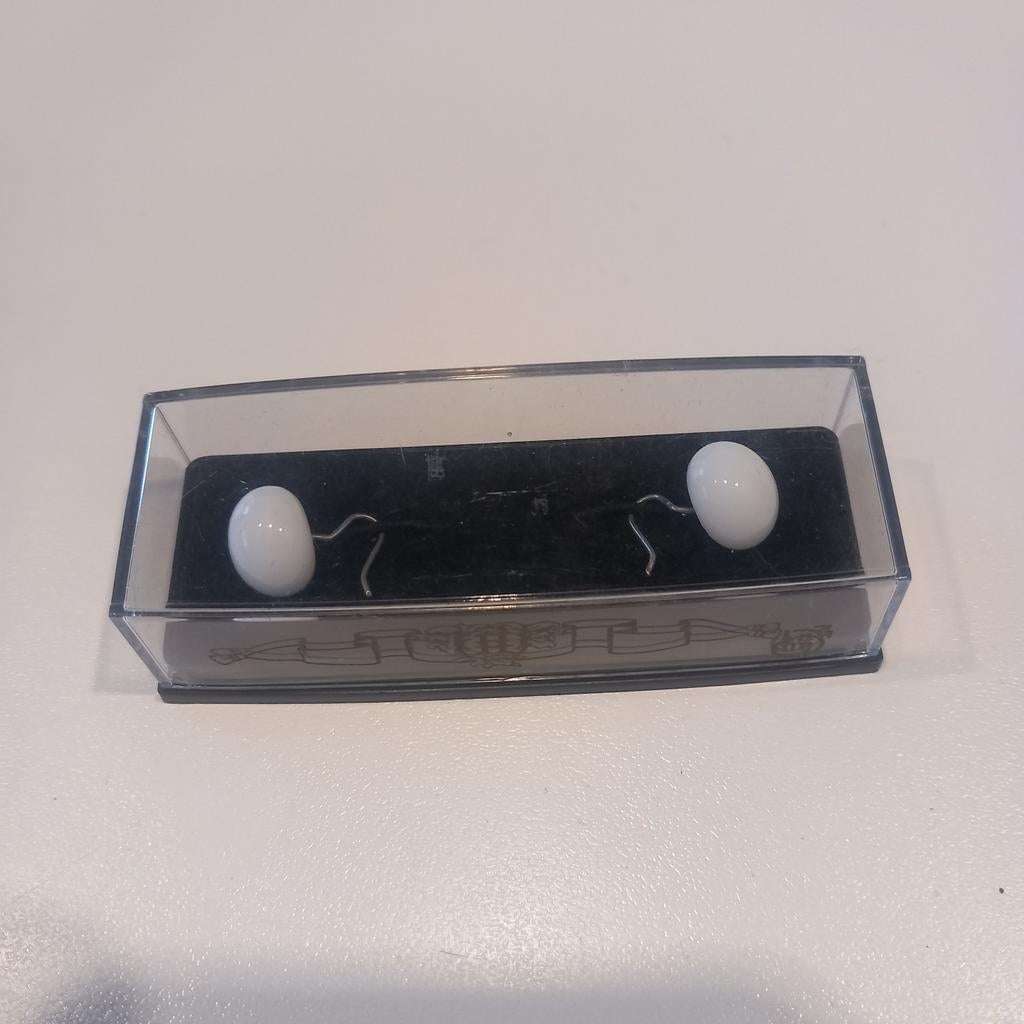 Boucles d'oreilles en argent avec pierre blanche, Enlèvement ou Envoi, Comme neuf, Argent, Argent