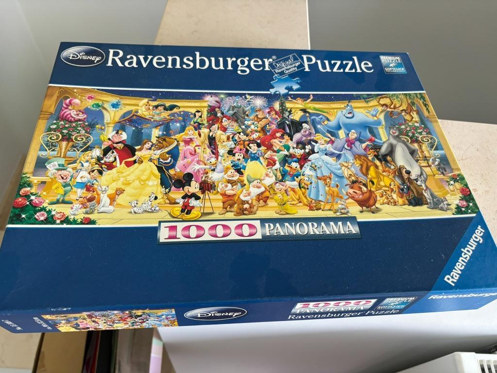 disney puzzel 1000 stuks, Ophalen of Verzenden, 500 t/m 1500 stukjes, Zo goed als nieuw, Legpuzzel