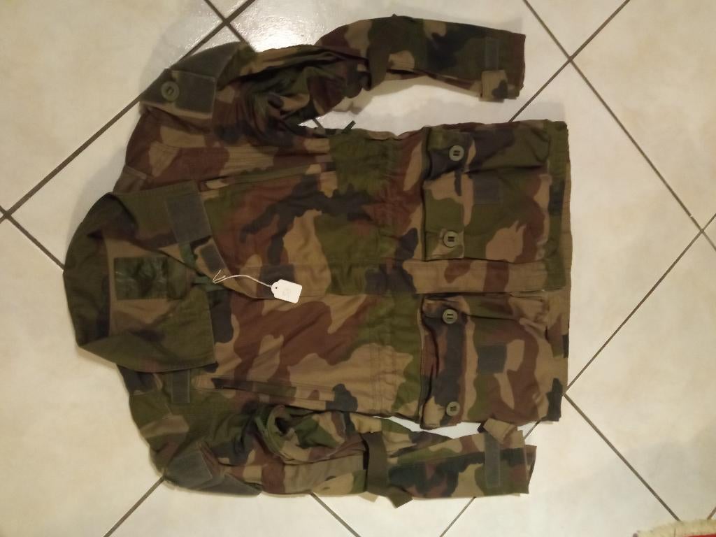 Militaria Armée Française Haut de Treillis T4S2 M, Envoi, Armée de terre, Vêtements ou Chaussures