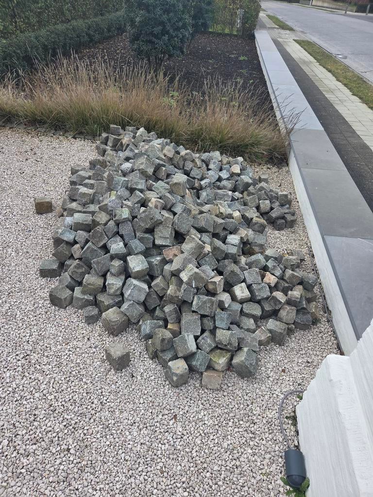 Kasseien, Ophalen