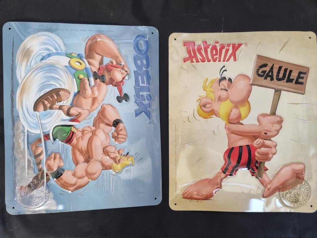 Asterix 2 plaques metal embossé 19 x15,5 cm, Enlèvement ou Envoi, Astérix et Obélix, Comme neuf, Autres types