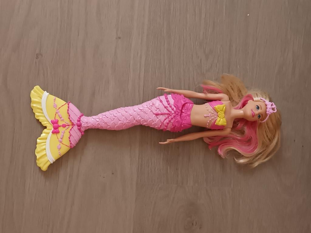 Barbie zeemeermin, Kinderen en Baby's, Speelgoed | Poppen, Ophalen of Verzenden, Zo goed als nieuw, Barbie