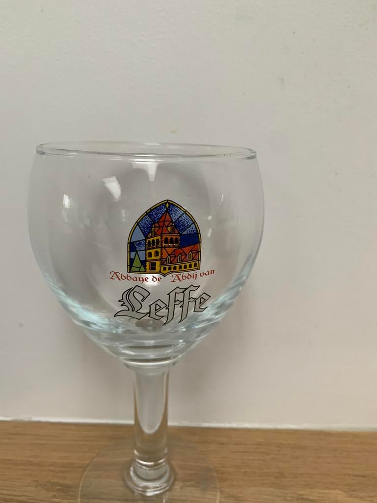 Leffe glas (5 stuks) €2/stuk, Ophalen of Verzenden, Zo goed als nieuw