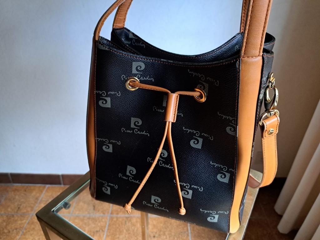 Handtas Pierre Cardin, Handtassen en Accessoires, Tassen | Damestassen, Ophalen of Verzenden, Zo goed als nieuw, Handtas