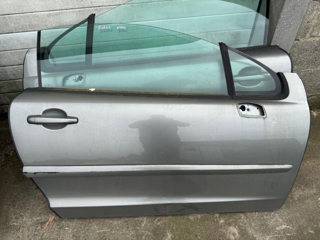 Porte droite Peugeot 207cc, Droite, Enlèvement, Utilisé, Porte
