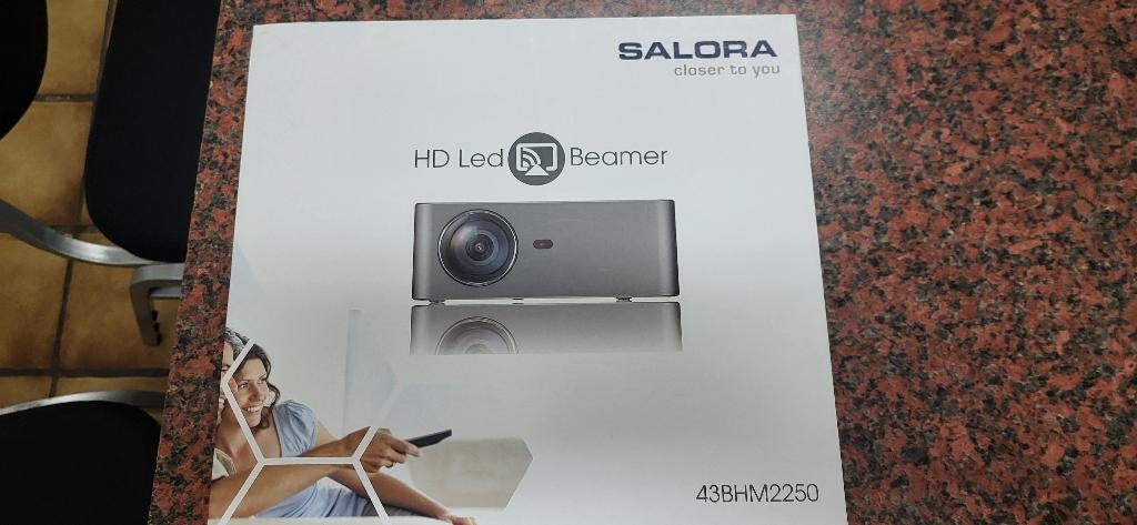 beamer, Audio, Tv en Foto, Beamers, Ophalen, HD (720), LED, Salora