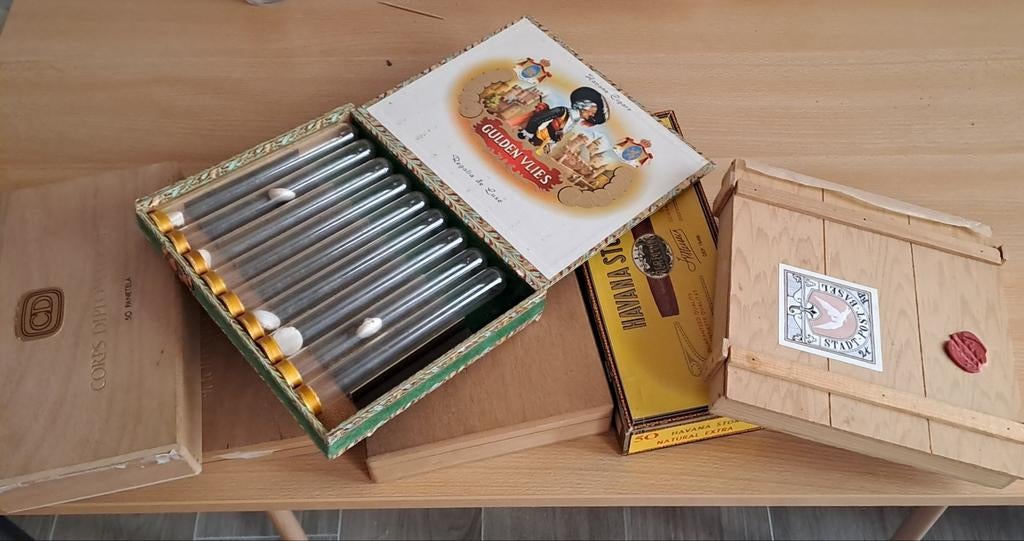 Sigarendozen, Verzamelen, Ophalen of Verzenden, Zo goed als nieuw