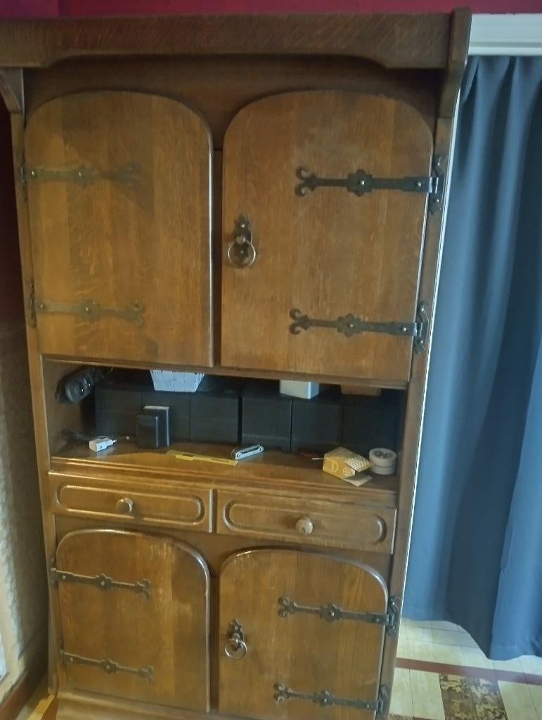 Gratis kasten, Ophalen, Gebruikt, 50 tot 100 cm, Met deur(en)