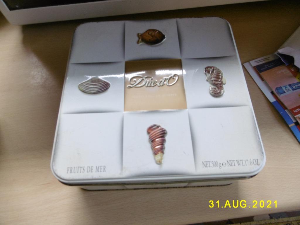 blikken blik van duc d'o chocolade zeevruchten, vierkant, Ophalen of Verzenden, Gebruikt, Koek(jes), Overige merken