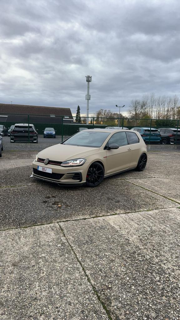 Golf GTI, Beige, Adaptive Cruise Control, Handgeschakeld, 3 deurs