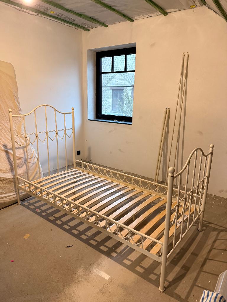 Eenpersoonsbed incl matras, Ophalen, 90 cm, Eenpersoons, Zo goed als nieuw
