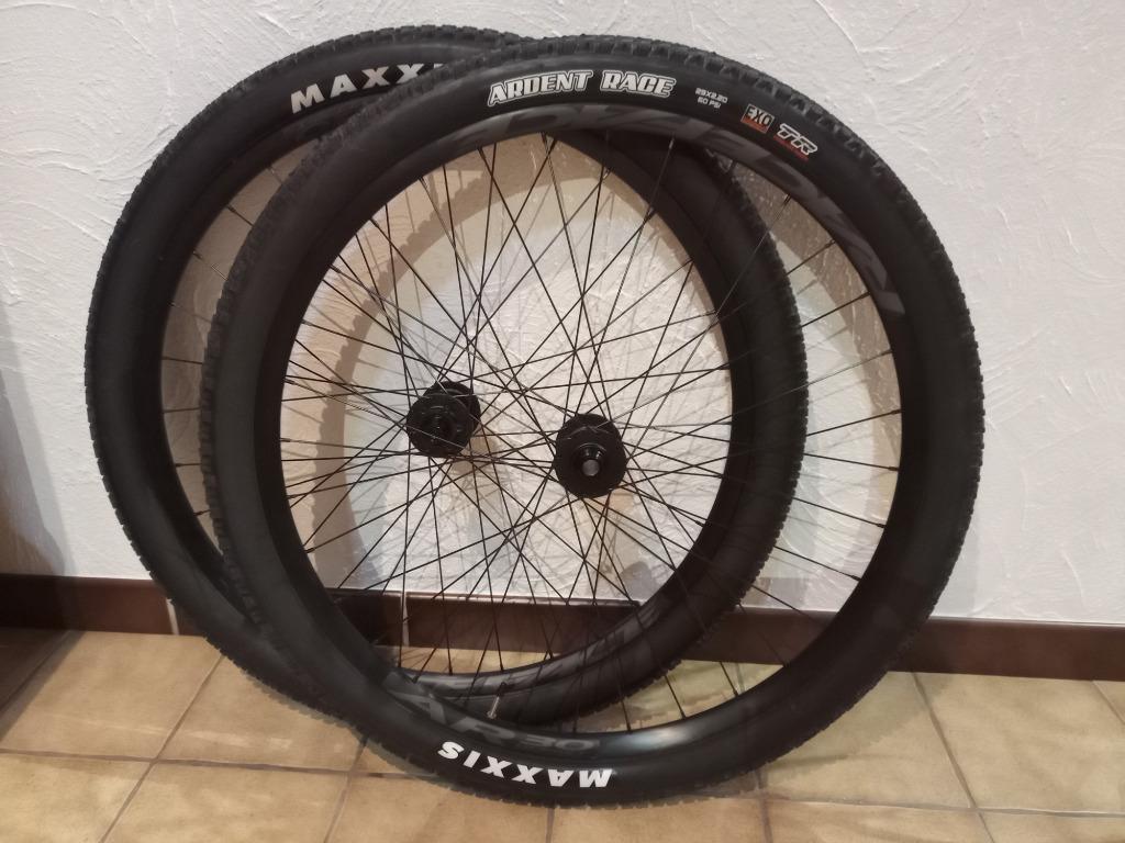 Paire de roues VTT 29’’ RACEFACE ARC 30TR ALU noir neuve, Enlèvement ou Envoi, Neuf, Roue, Raceface