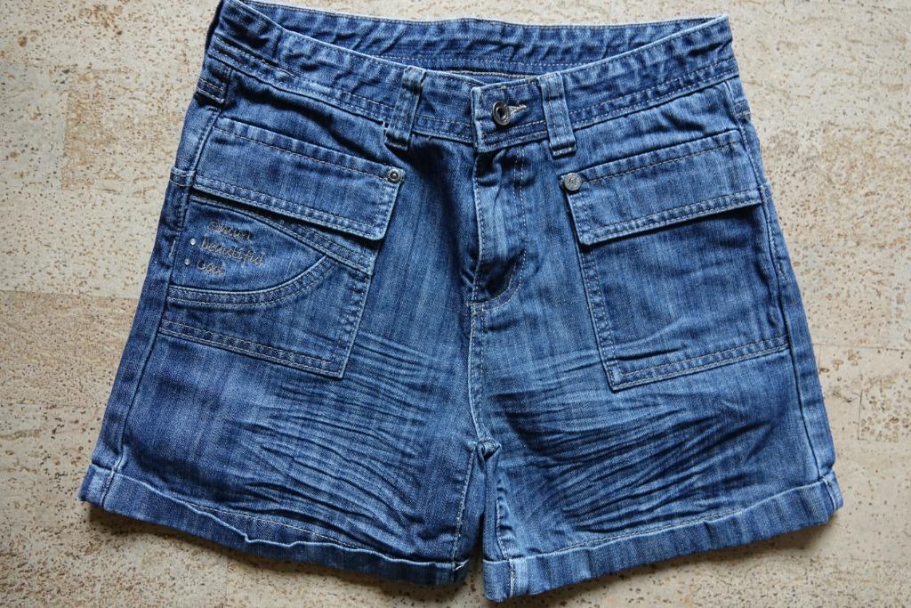 Jeans short Folieke , maat 158 ( 14 jaar ), Kinderen en Baby's, Broek, Meisje, Ophalen of Verzenden, Zo goed als nieuw
