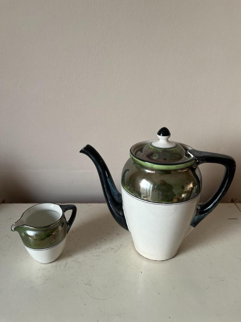Art Deco koffiepot + melkkan Sphinx/Petrus Regout, Ophalen