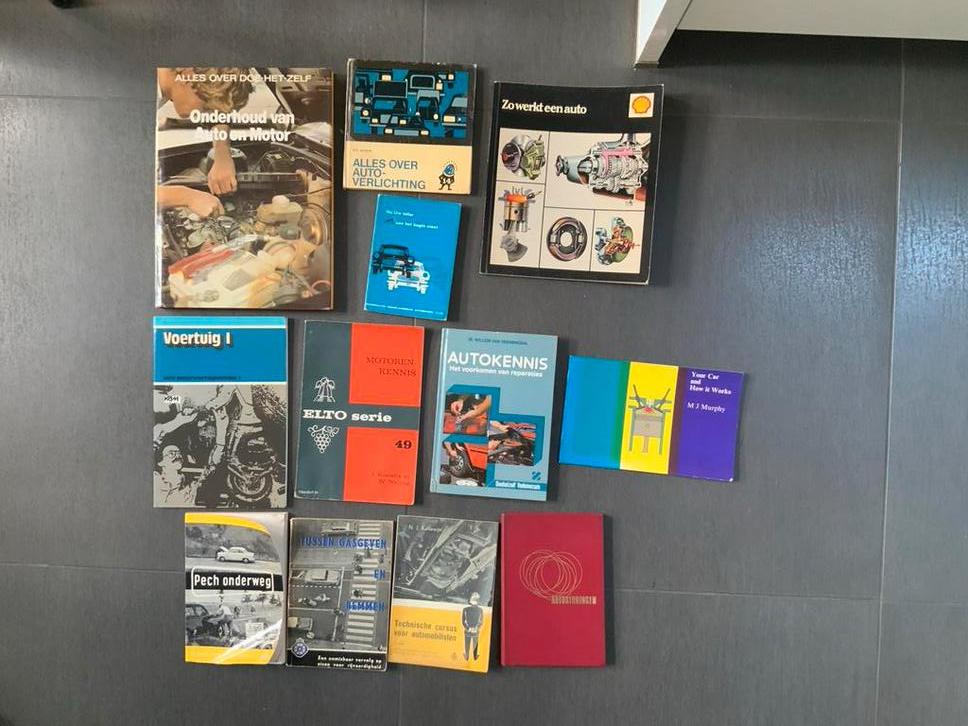 Diversen autoboeken : onderhoud en kennis, Enlèvement ou Envoi, Utilisé
