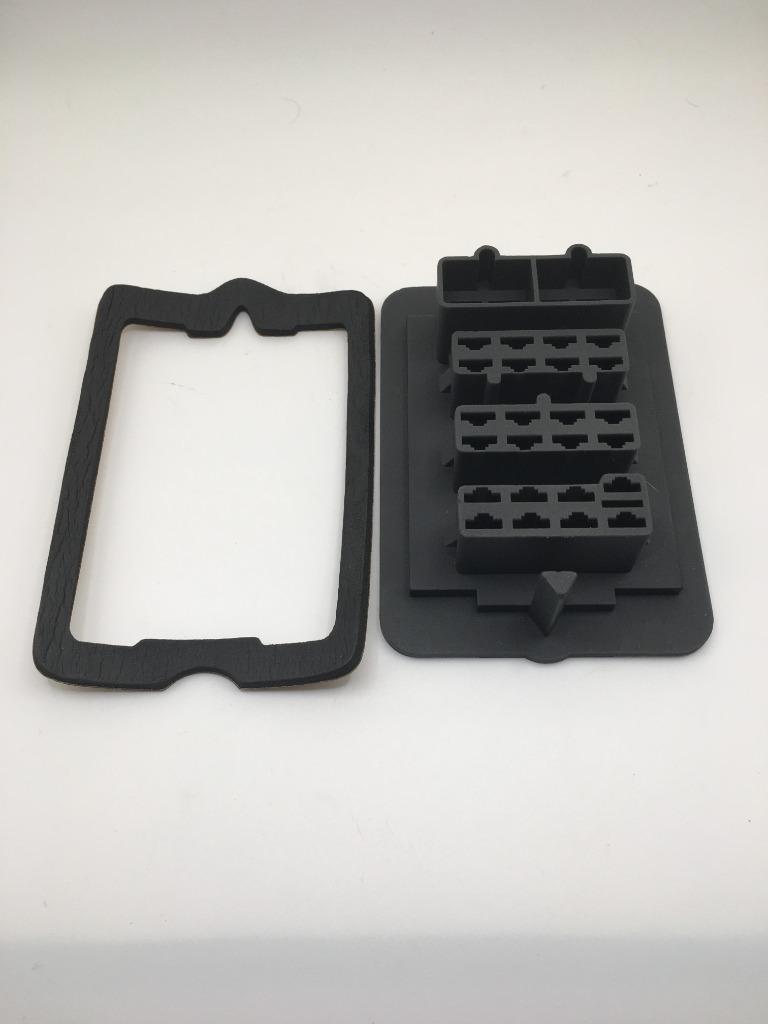 À vendre Dodge W200 D200 Ramcharger Plug Box Fire Shot, Enlèvement ou Envoi, Neuf, Pièces américaines