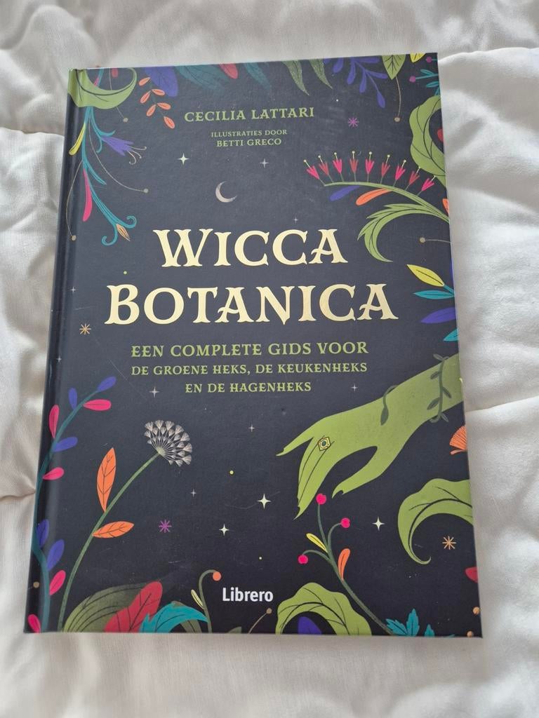 Cecilia Lattari - Wicca botanica, Boeken, Ophalen of Verzenden, Cecilia Lattari; Betti Greco