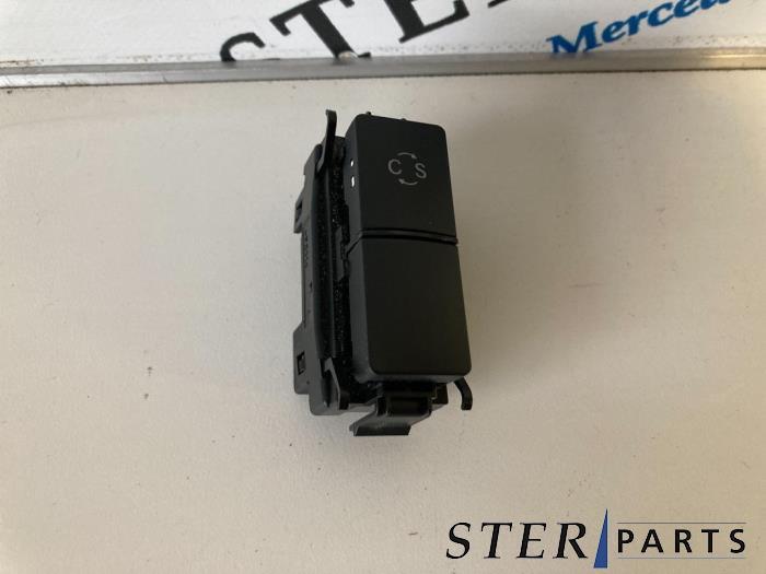 Schakelaar (diversen) van een Mercedes E-Klasse, Ophalen of Verzenden, 3 maanden garantie, Gebruikt, Mercedes-Benz