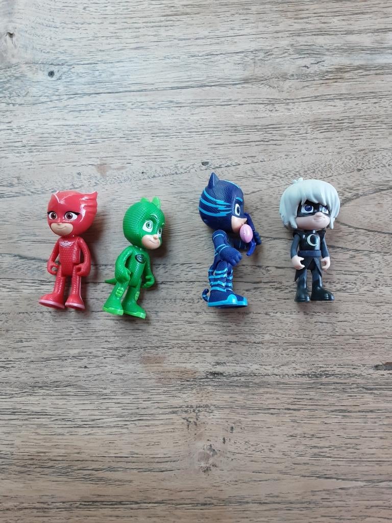 Poppen pyjamahelden, Kinderen en Baby's, Ophalen of Verzenden, Zo goed als nieuw