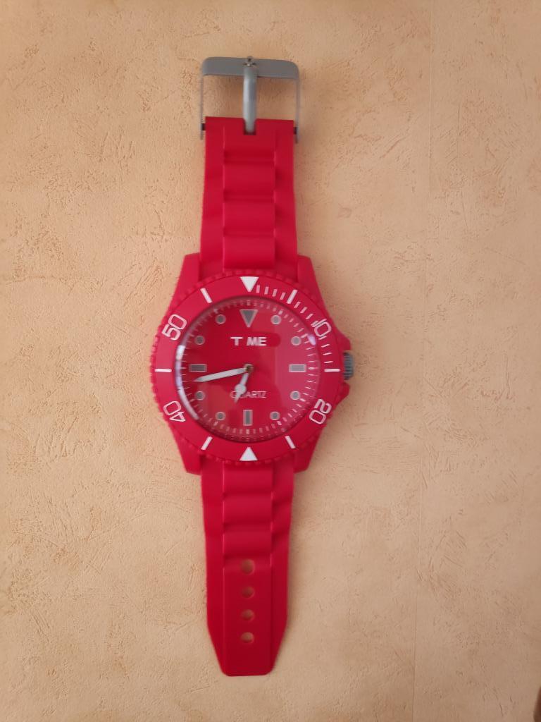 Nieuwe wandklok kinderkamer 60cm merk TIME, Ophalen of Verzenden, Nieuw, Wanddecoratie