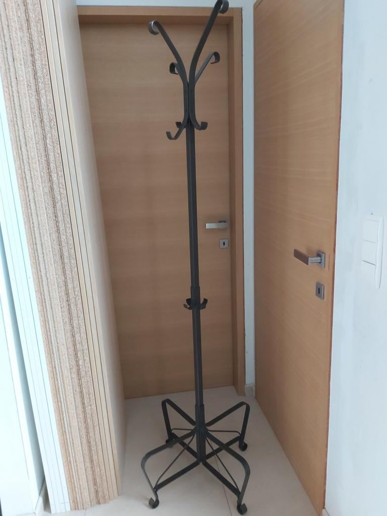 Ikea portis porte manteaux en métal, Huis en Inrichting, Woonaccessoires | Kapstokken, Ophalen, Gebruikt, Metaal